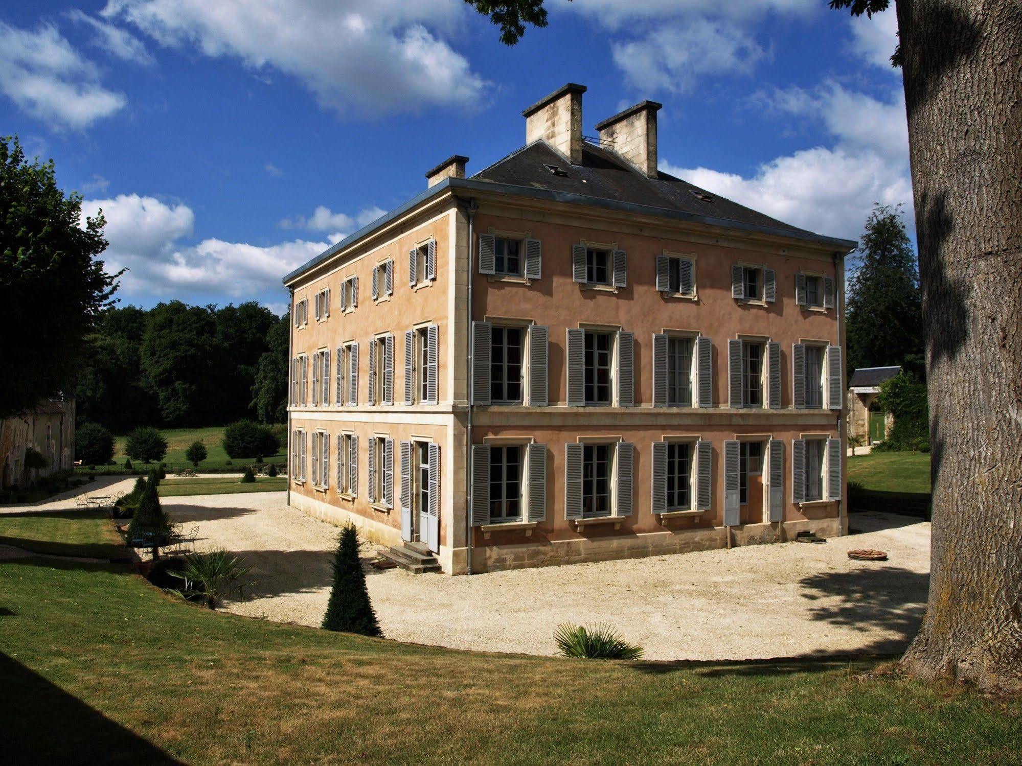 Chateau De La Pommeraye Hotel La Pommeraye  Exterior photo